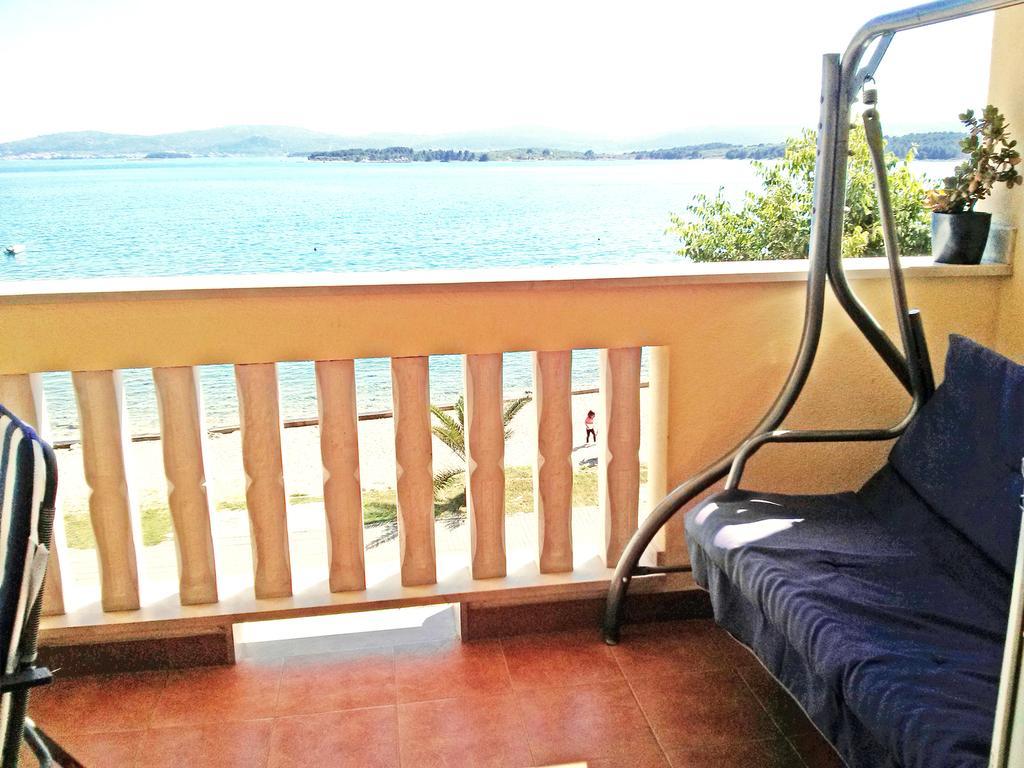 Beach Apartment Sveti Filip I Jakov - Turanj Kültér fotó